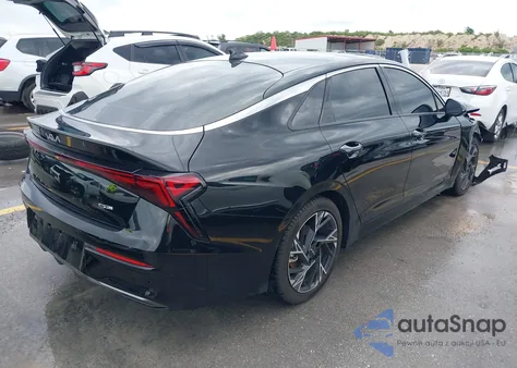 2025 Kia K5 Gt-Line z USA, uszkodzony, nr VIN KNAG64J77S5322900